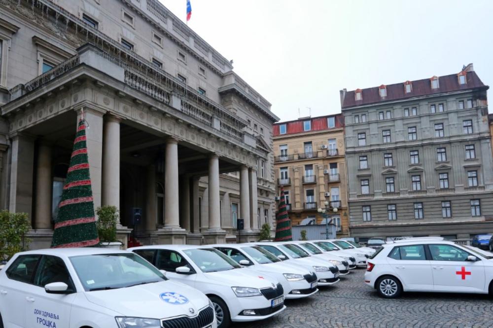 23 NOVA AUTOMOBILA: Nova vozila za beogradske ustanove, za prevoz pacijenata i zdravstvenih radnika (FOTO)