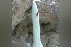 HRABROST I LUDOST DA SRCE STANE! Ovaj alpinista se penje uz zaleđeni vodopad i ne posustaje! (VIDEO)