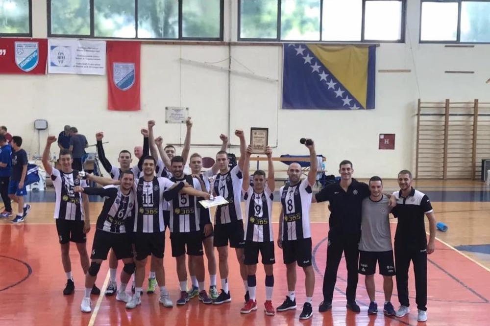 KUP SRBIJE: Odbojkaši Partizana prvi finalisti, Mladi Radnik ostvario utešnu pobedu