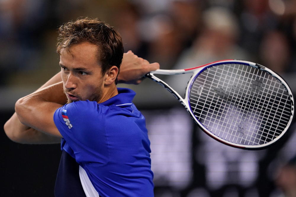 PRIJA MU PRESTONICA FRANCUSKE: Danil Medvedev u polufinalu turnira u Parizu!