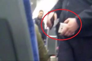 HRVATSKA POLICIJA U LOVU NA MIGRANTE: Bez znački ušli u voz i oduzeli im telefone! Procurio novi snimak!