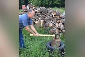 NAJLUĐE CEPANJE DRVA KOJE STE VIDELI! Ovaj čovek je ili genije ili totalni ludak (VIDEO)