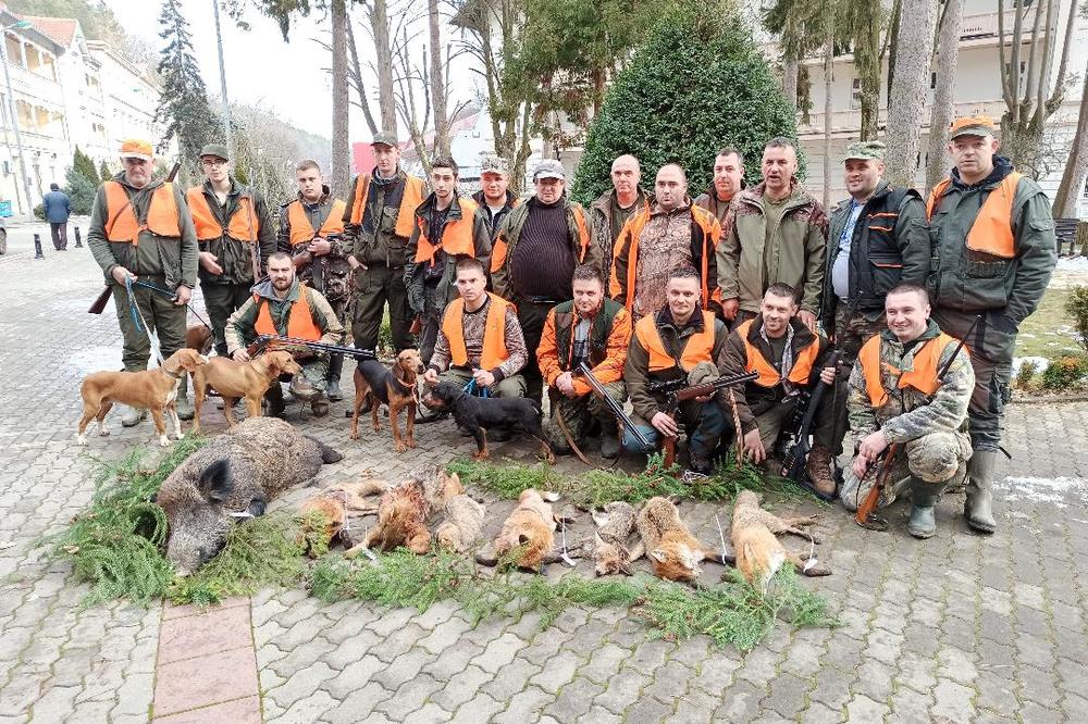 Jastrebački vuk 2020: Na Jastrepcu odstreljeno nekoliko lisica i veći vepar!