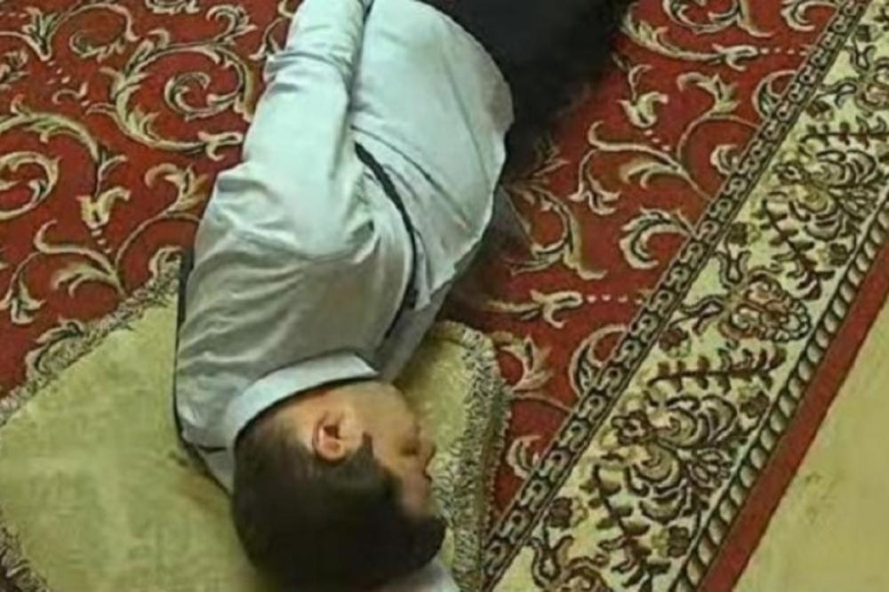MAJSTOR DRAME U LUKS VILI U ZEMUNU! Ivan Marinković se srušio na pod, Jelenini JECAJI odjekivali vilom (FOTO)