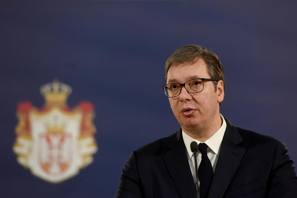 VUČIĆ O MIRNIM PROTESTIMA U CG: Ne očekujem povlačenje zakona, podržavam narod