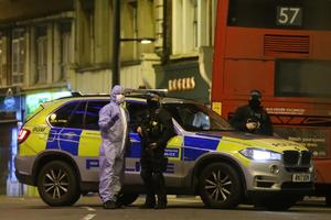 ŽELEO JE DA UMRE "U IME TERORIZMA", UBEĐIVAO DEVOJKU DA UBIJE RODITELJE: Detalji o napadaču koji je izbo ljude u Londonu