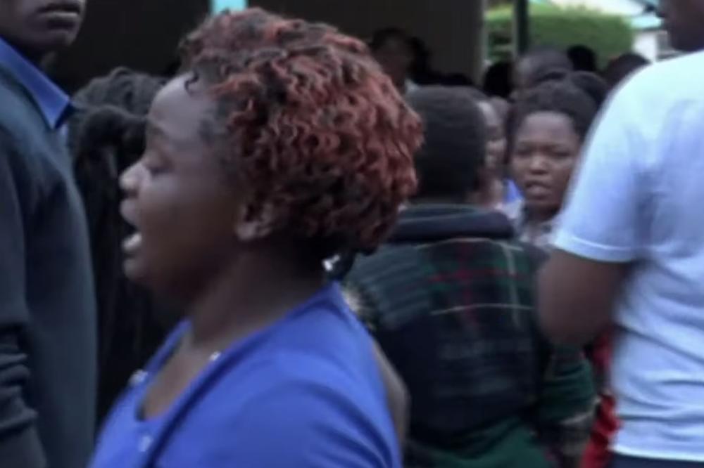 OBJAVLJEN SNIMAK POSLE KRVAVOG STAMPEDA U KENIJSKOJ ŠKOLI: Deca bežala od nastavnika, 14 mališana stradalo (VIDEO)