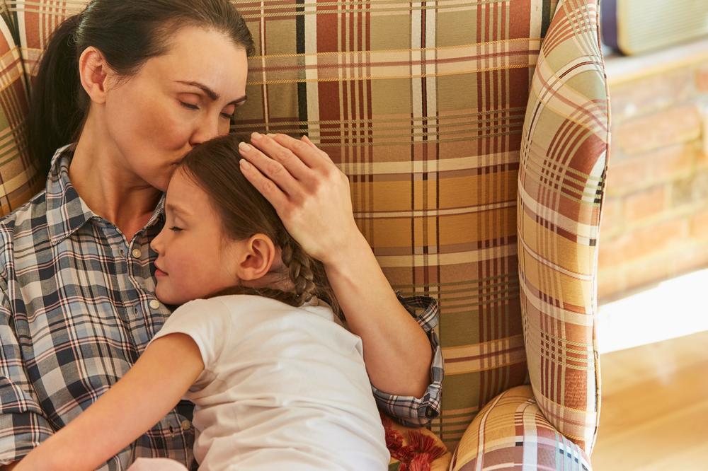 NA EKRANU JE BLJESNULA FOTOGRAFIJA POLUGOLOG ČOVEKA! Bosanka otkrila prevaru muža: Prišao mi je, čvrsto me stegnuo i ZAPRETIO!