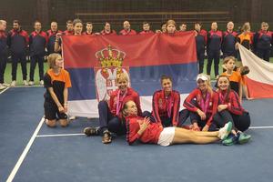 SJAJAN PREOKRET NAŠIH DEVOJAKA: Pobeda srpskih teniserki za plasman u plej-of! (VIDEO)