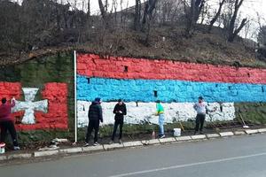 MILO, NE DAMO TI SVETINJE! Akcija Delija za podršku Srbima u Crnoj Gori NE JENJAVA! Grafiti po CELOJ SRBIJI
