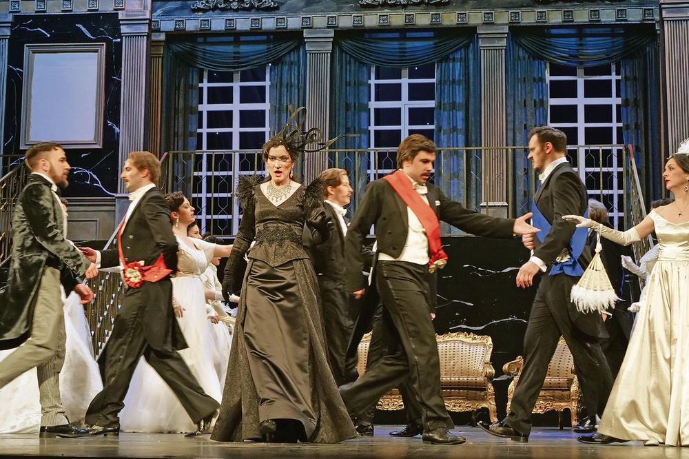 SOPRAN BRANISLAVA PODRUMAC ZA KURIR: Opera je nekada imala zvezde! Danas se pevači bore za uloge