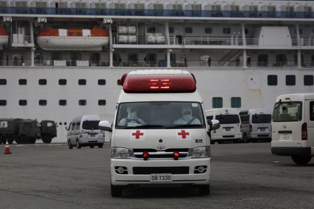 NA KRUZERU U JAPANU NEMA NOVIH SLUČAJEVA KORONAVIRUSA: Brod je u karantinu od 4. februara, zaraženo je 219 ljudi!