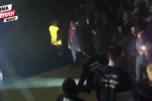 KURIR U NIŠU! OVACIJE I ZVIŽDUCI: Ovako su košarkaši Zvezde i Partizana istrčali na parket pred finale Kupa