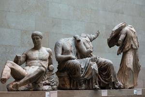 BREGZIT SKUPLJI NEGO ŠTO SU SE NADALI: Evropa traži Britaniji da vrati čuvene skulpture sa Akropolja!