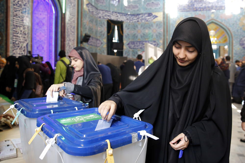 PARLAMENTARNI IZBORI U IRANU Otvorena birališta, bira se 290 poslanika! Pravo glasa ima oko 58 miliona ljudi FOTO, VIDEO