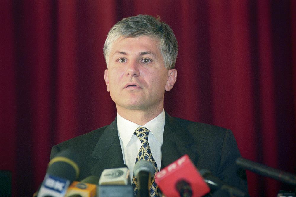 POLITIČKA POZADINA UBISTVA ĐINĐIĆA: Ko je imao motive da ubije srpskog premijera