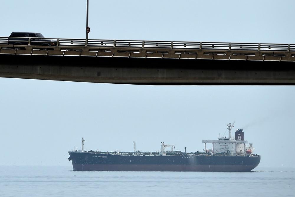 HOROR KRAJ OBALE VENECUELE: Naoružani napadači ubili kapetana naftnog tankera