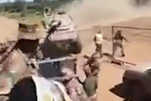 LUDE TENKOVSKE IGRARIJE! Artiljerac nagario mašinu, pa napravio totalni krš! (VIDEO)