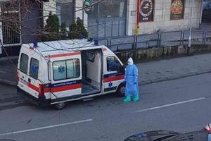 NEOBIČNE SCENE U ZAGREBU: U zaštitnim odelima odveli ženu koja radi u istoj firmi kao i zaraženi muškarac