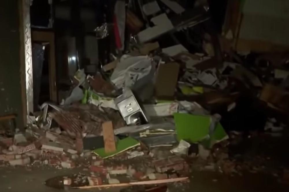 TORNADO OPUSTOŠIO NEŠVIL: Sedmoro ljudi poginulo u stravičnom nevremenu, srušeno 40 građevina (VIDEO)