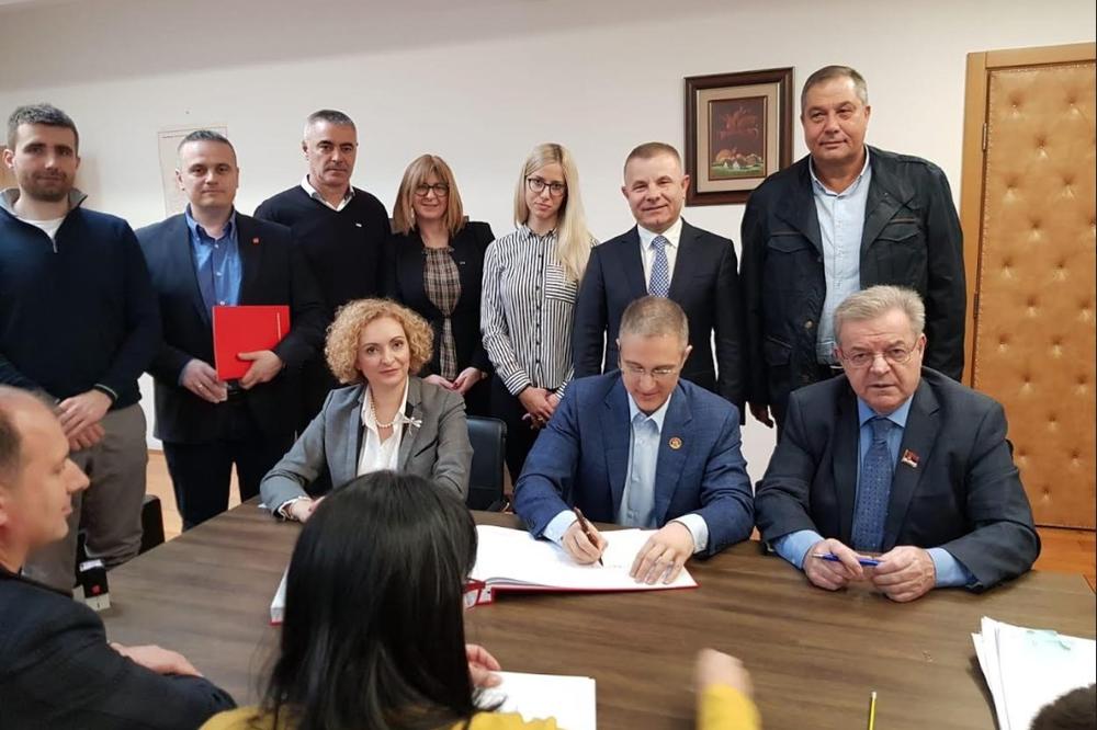 ZAJEDNO NA IZBORE: SNS i PSS - BK potpisali koalicioni sporazum