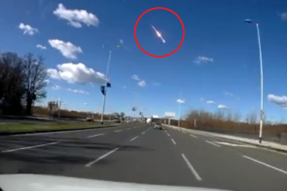 DELOVI METEORA KOJI JE IZAZAVAO PANIKU NAĐENI U SLOVENIJI: Uleteo je u atmosferu brzinom od 21 km u sekundi! VIDEO