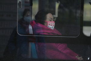 EVO ZAŠTO JE VAŽNA PREVENCIJA I DA NE DIRATE LICE: Kako se korona proširila u jednom autobusu u Kini