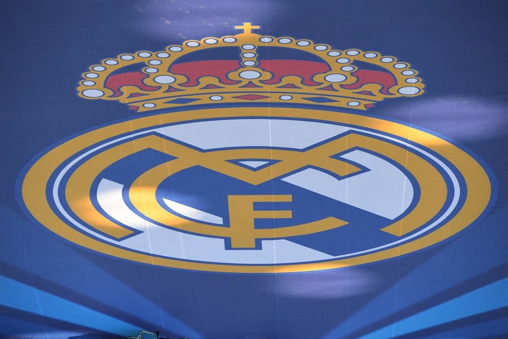 Real Madrid, Real Madrid logo