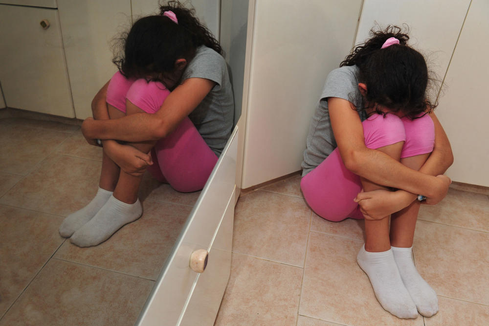 HOROR U KOLUMBIJI: Devojčica (10) rodila bebu, sumnja se da je godinama unazad zlostavljana