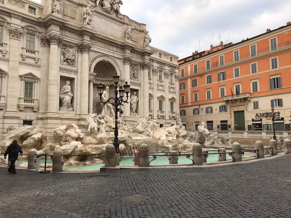 Di Trevi, fontana, Rim, Italija, koronavirus