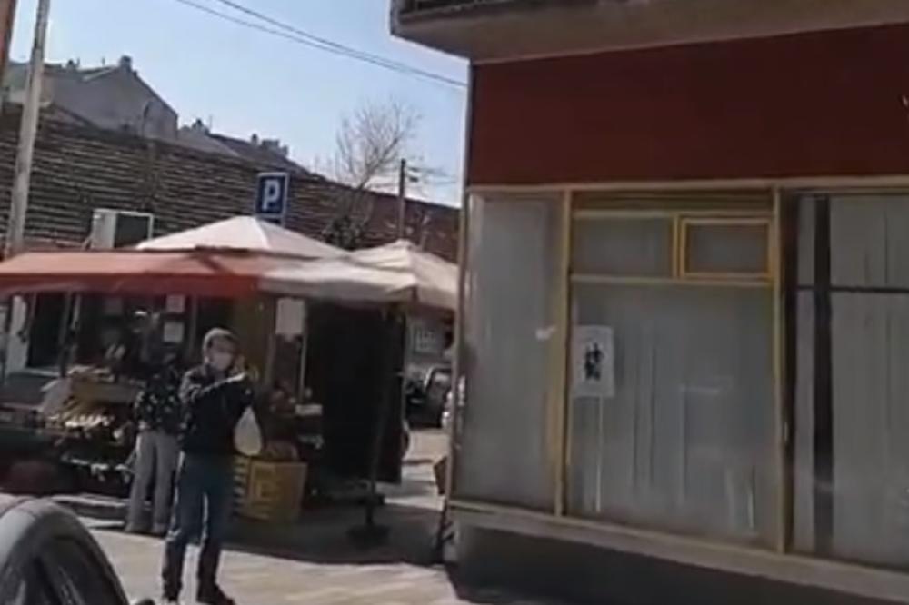PAROLA SNAĐI SE DRAGOCENA U VREME KORONE: Evo kako je jedan trgovac u Kraljevu penzioneru dostavio namirnice (VIDEO)
