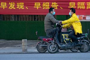 DOBRE VESTI IZ KINE! Ukinuta izolacija u provinciji Hubei, život ponovo na ulicama!