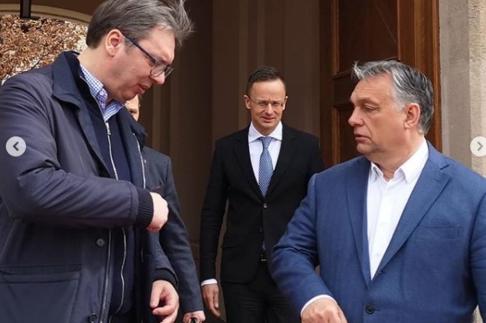 VUČIĆ I ORBAN NISU SMELI DA SE RUKUJU: Pogledajte kako su se pozdravili u Budimpešti na sastanku FOTO