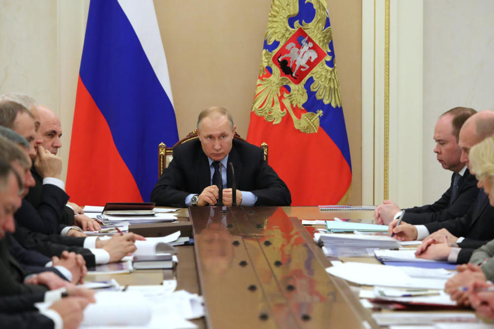 OGROMNA RUSIJA IMA MANJE ZARAŽENIH OD LUKSEMBURGA: Putin se protiv korone držao OVE strategije!