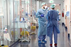 DVOJE ČAČANA NA RESPIRATORU: Prebačeni hitno u Kragujevac zbog teške kliničke slike