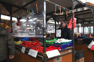POČELA SA RADOM ELEKTRONSKA PIJACA: Evo kako građani mogu da kupe voće, povrće, meso i druge prehrambene proizvode