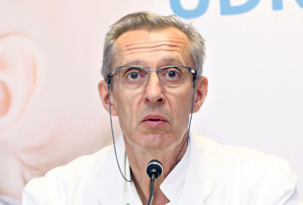Profesor Željko Miković 