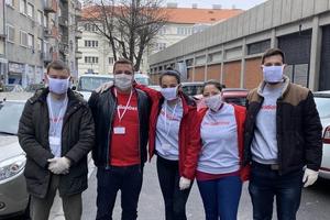 Zaposleni u Meridianu kao dobrovoljci na terenu širom Srbije pomažu najugroženijim građanima