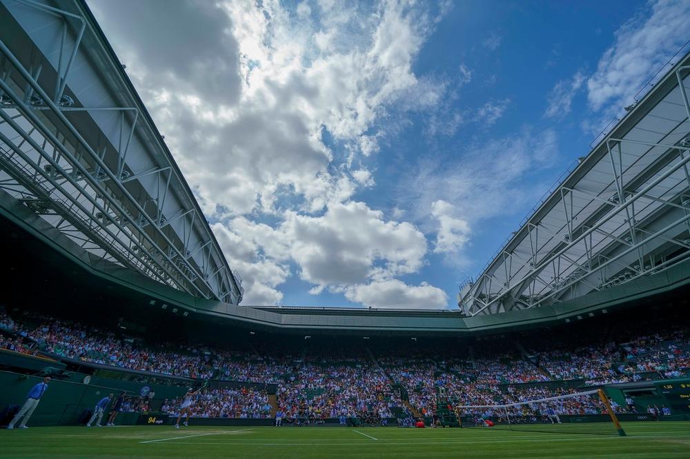 OVO SU PAROVI ČETVRTFINALA VIMBLDONA: Mađar na Novakovom putu, Federer još čeka rivala!