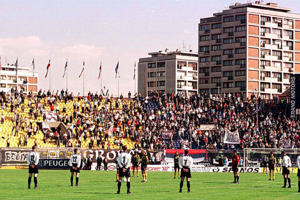 DAN KAD JE FUDBAL DOKAZAO DA JE JAČI OD RATA! Tog popodneva je stadion Partizana bio centar sveta: Crno-beli i AEK prkosili NATO-u