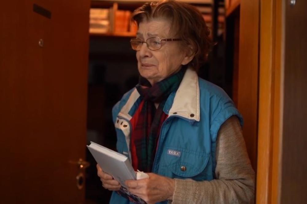 PREMINULA BAKA MIROSLAVA (90) KOJA JE RASPLAKALA SRBIJU Pogledajte njene suze pre dve nedelje kad su joj došli volonteri