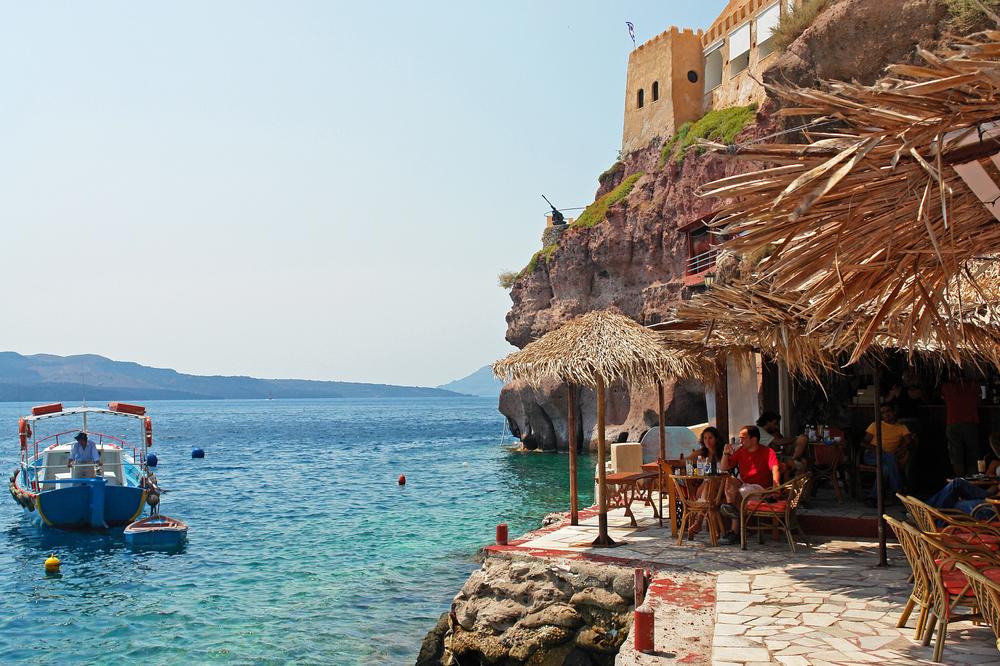 OVOG LETA NEĆE MOĆI SVI NA MORE U GRČKU: Neki hoteli će biti zatvoreni cele sezone, evo šta kažu za SRBE