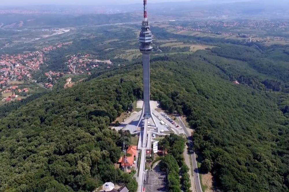 DANAS 10. ROĐENDAN NOVOG AVALSKOG TORNJA: Prva decenija simbola Beograda visokog 204,68 metara! Stari srušile NATO bombe