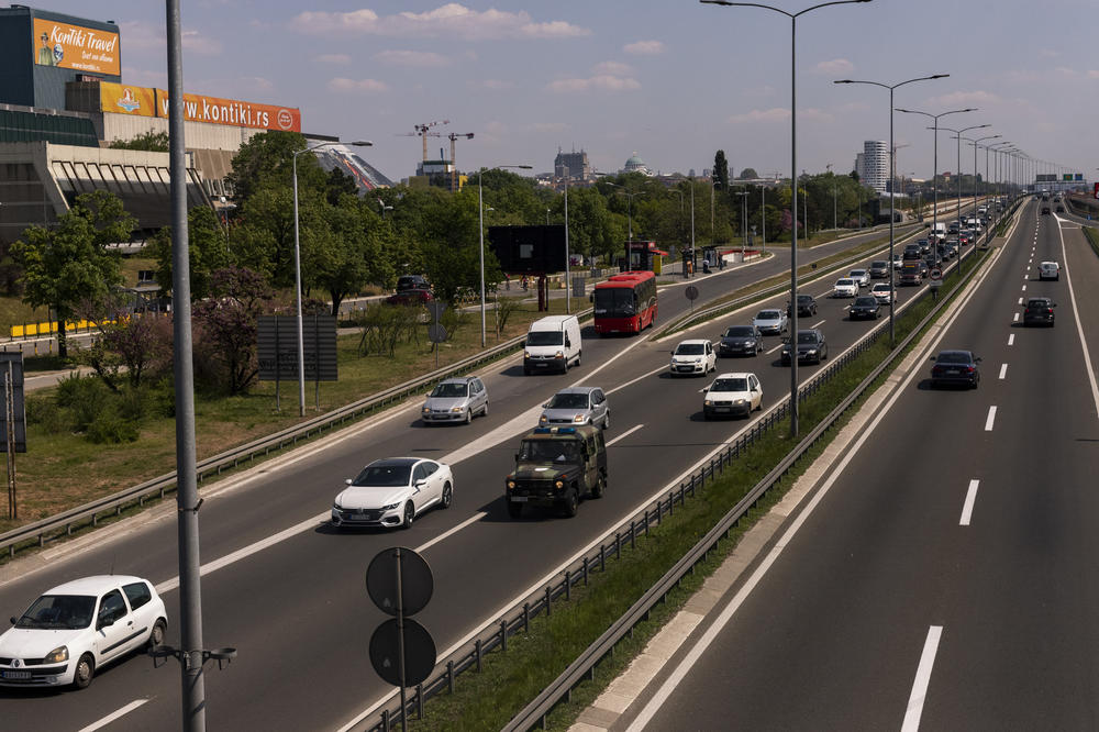 IZVEŠTAJ AMS SRBIJE: Nema gužve u saobraćaju, osim na auto-putu kroz Beograd