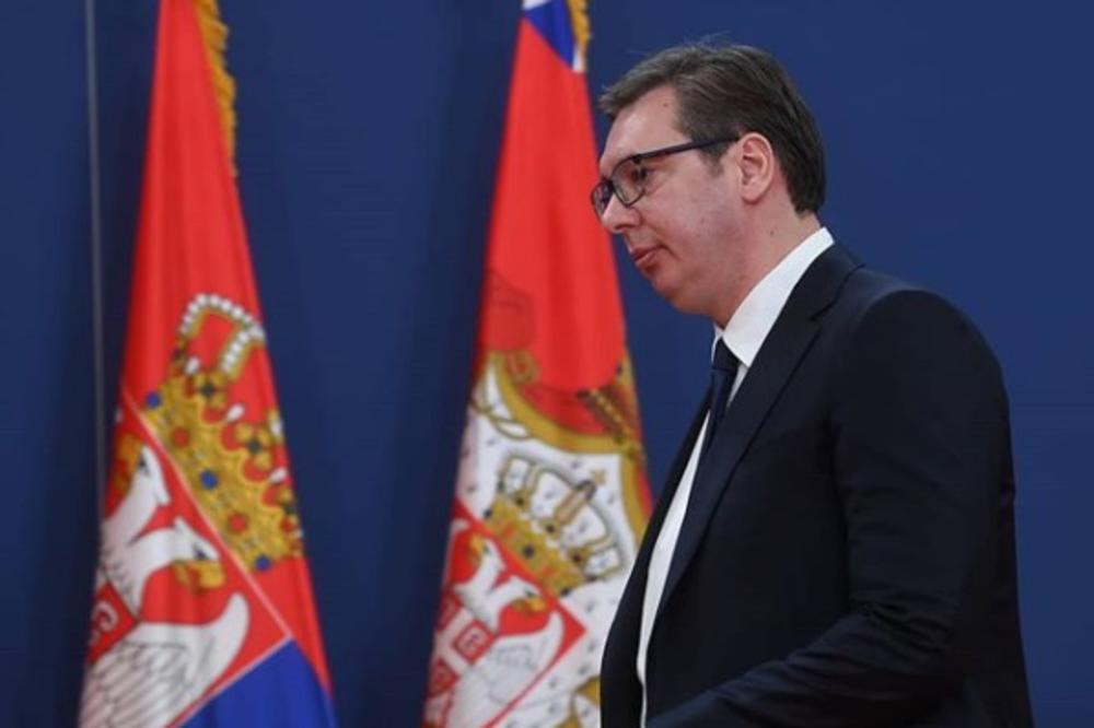 IZGUBIO SAM MNOGO BLISKE LJUDE: Ovako je predsednik Vučić zamolio građane Srbije da izdrže u borbi sa koronom (FOTO)