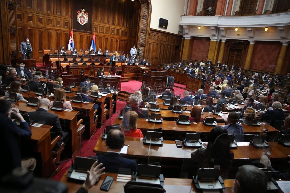 SRBIJA DOBIJA NOVI PARLAMENT: Poslanici sutra polažu zakletvu