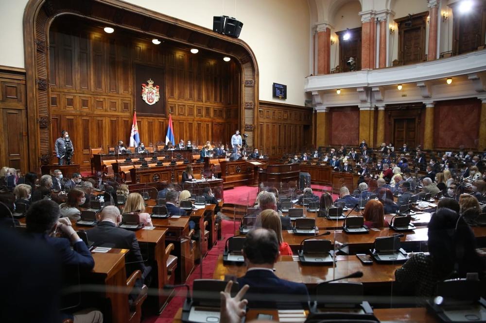 SKUPŠTINA SRBIJE: Sutra o izveštaju Evropske komisije, očekuje se i premijerka Ana Brnabić