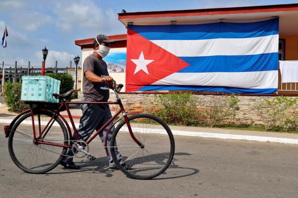 KRAJ JEDNE ERE? Kastrovi više ne vladaju Kubom, ali gladni Kubanci ne očekuju značajnije promene