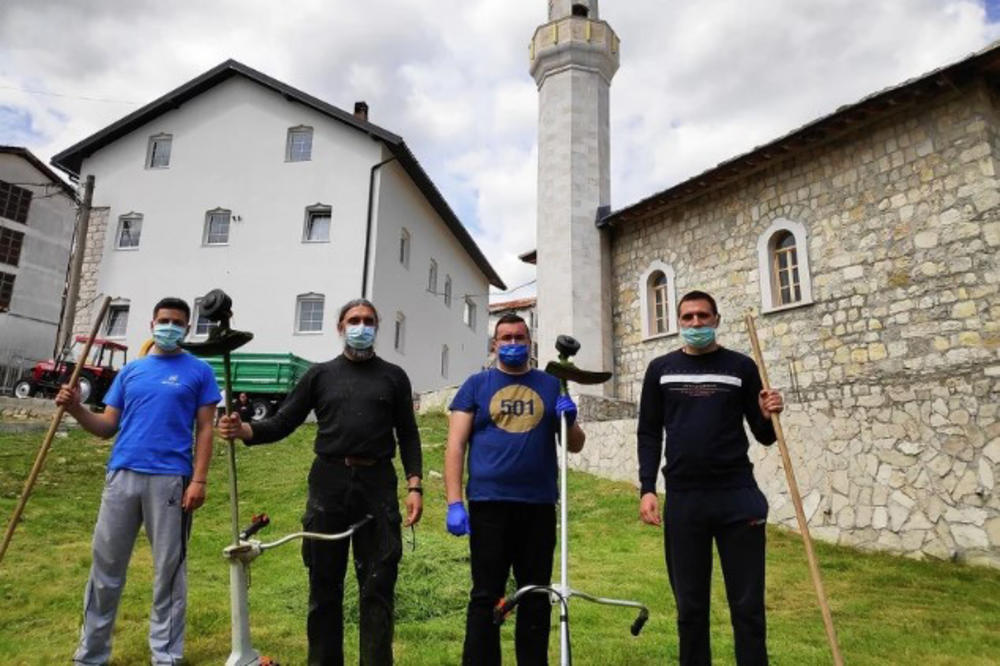 PRAVOSLAVNI SVEŠTENIK U GACKU POMOGAO IMAMU Sadet Bilalić: Komšije su ljudi nezavisno od vere ili nacije