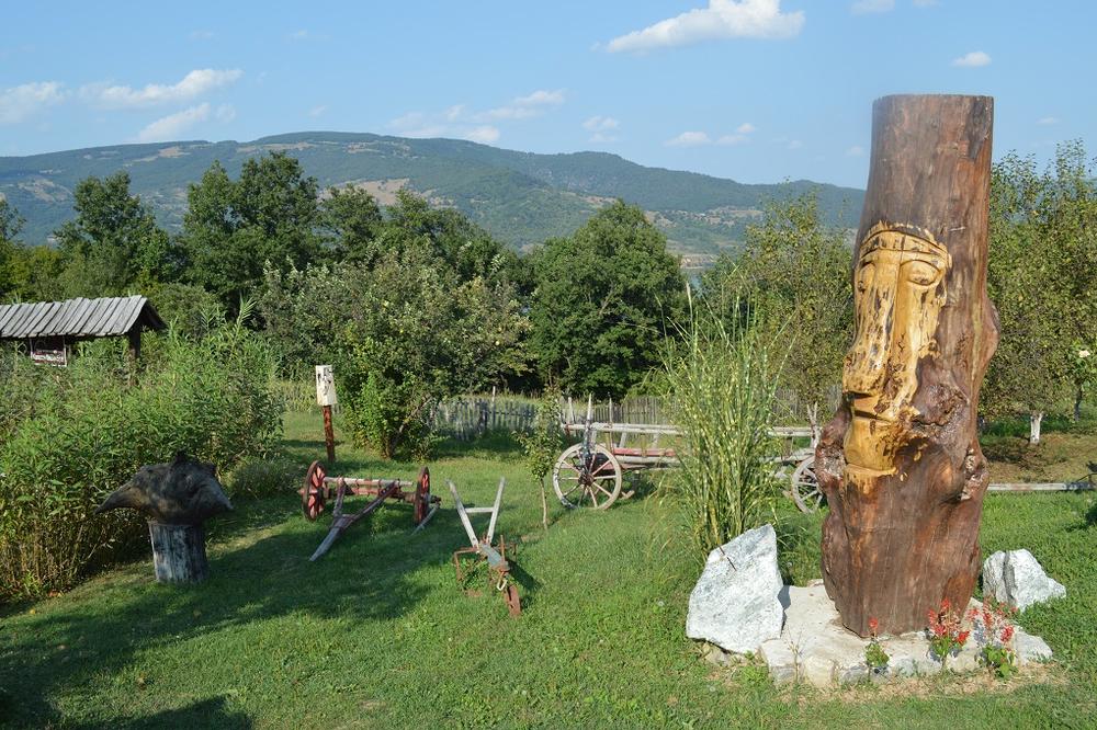 KORONA DONELA I NEŠTO DOBRO: Veliki rast seoskog turizma u Srbiji!